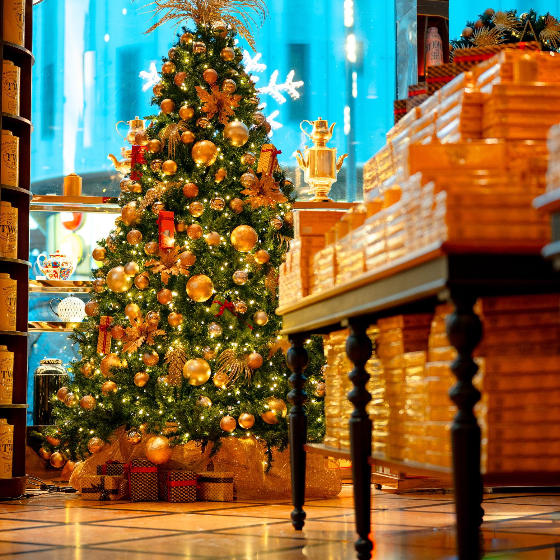 christmas decorators (10)