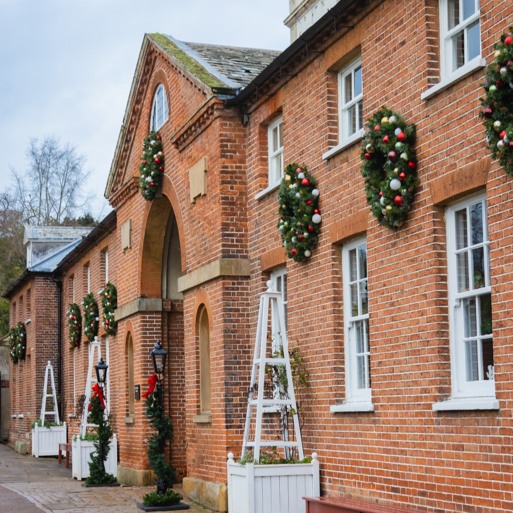 christmas decorators